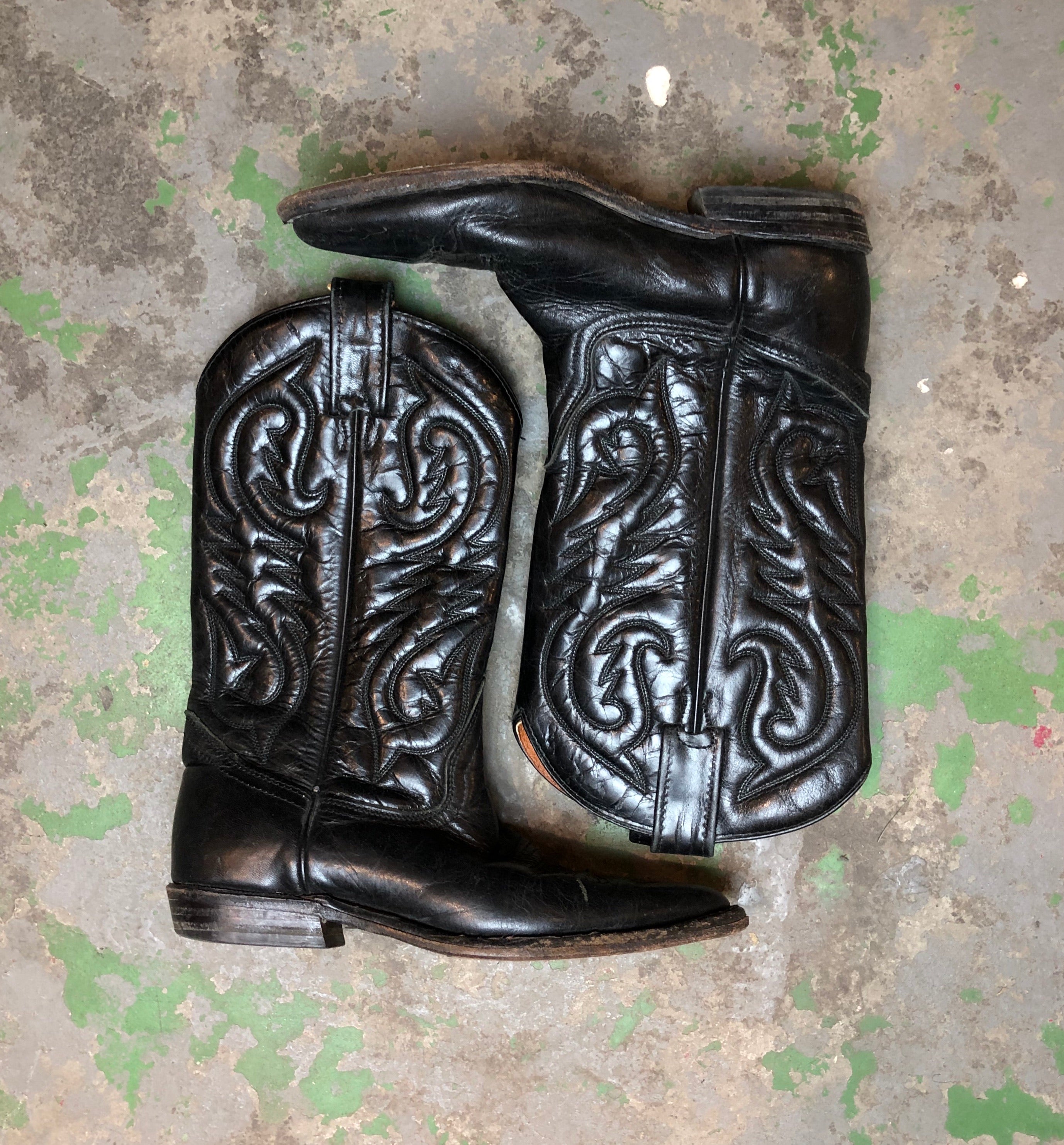 Vintage leather cowboys boots