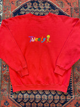 Load image into Gallery viewer, Vintage embroidered tweety Crewneck - S