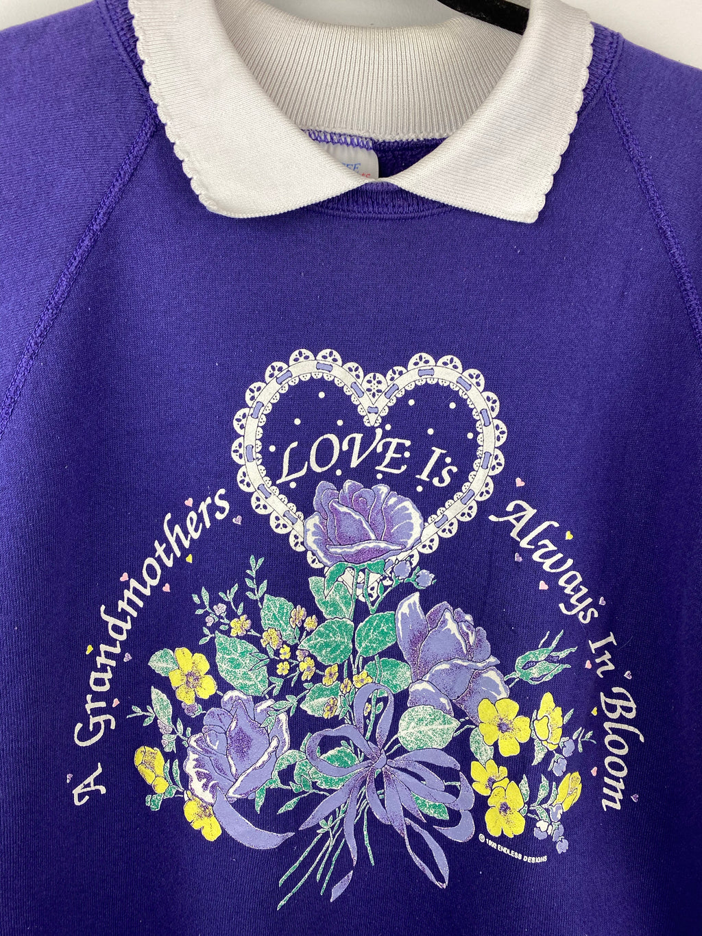 Vintage Grandmothers Love collared crewneck