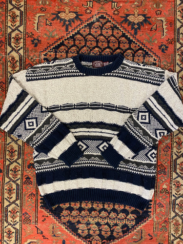 90 Patterned Knit Sweater - L