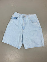 Load image into Gallery viewer, 90s light wash Lee denim shorts