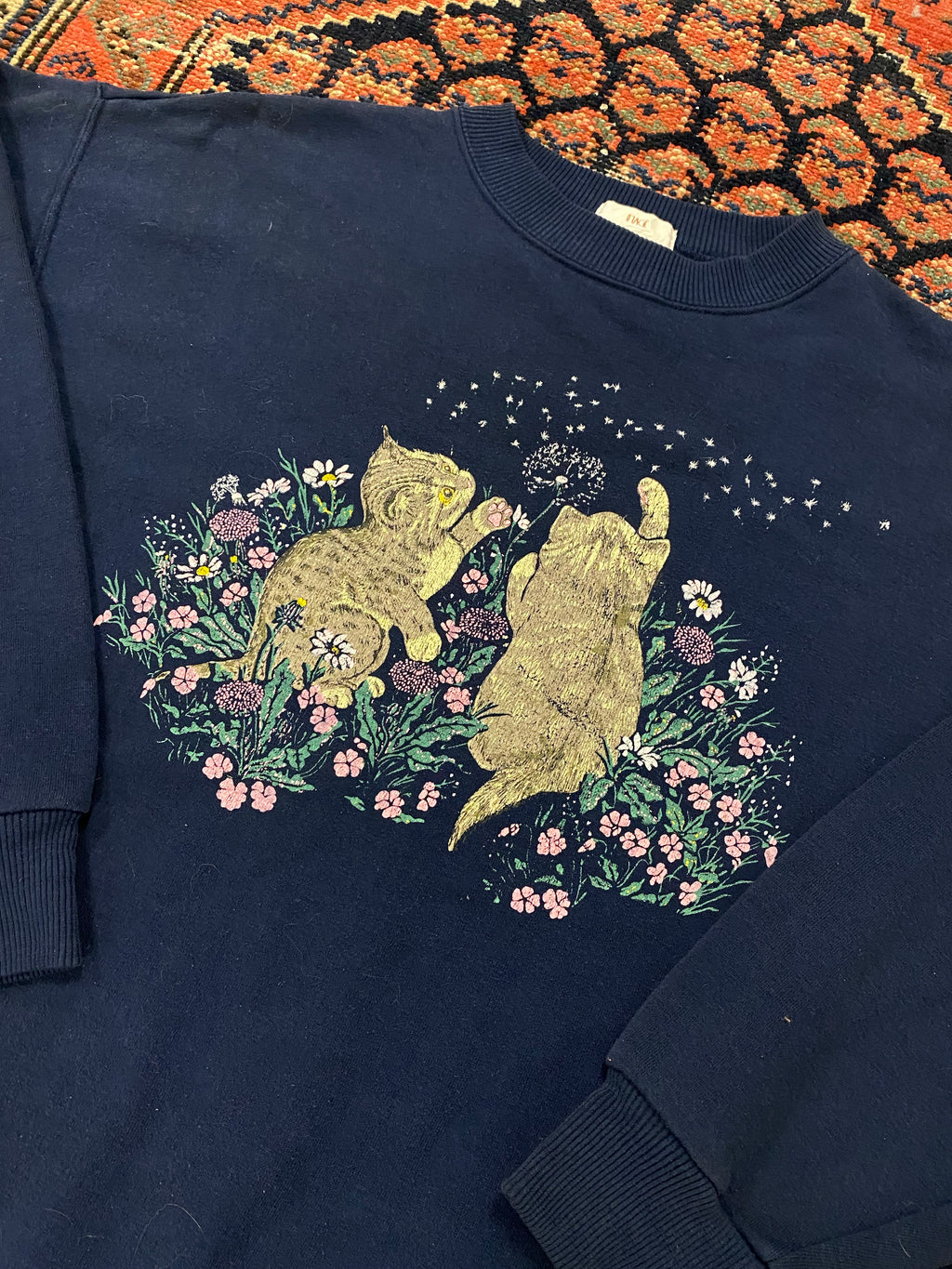 Vintage Cat Crewneck - M