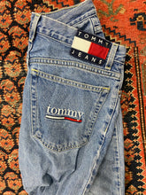 Load image into Gallery viewer, Vintage Tommy Jeans - 31IN/W