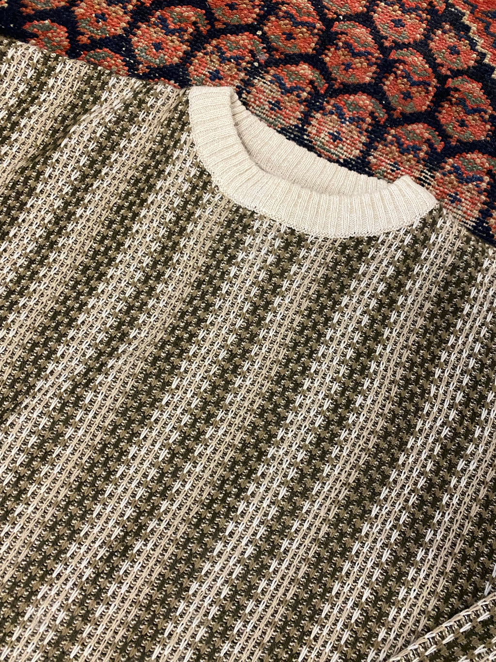 Vintage Patterned Knit - M
