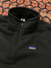 Load image into Gallery viewer, Vintage Patagonia Quarter Zip - WMNS/M