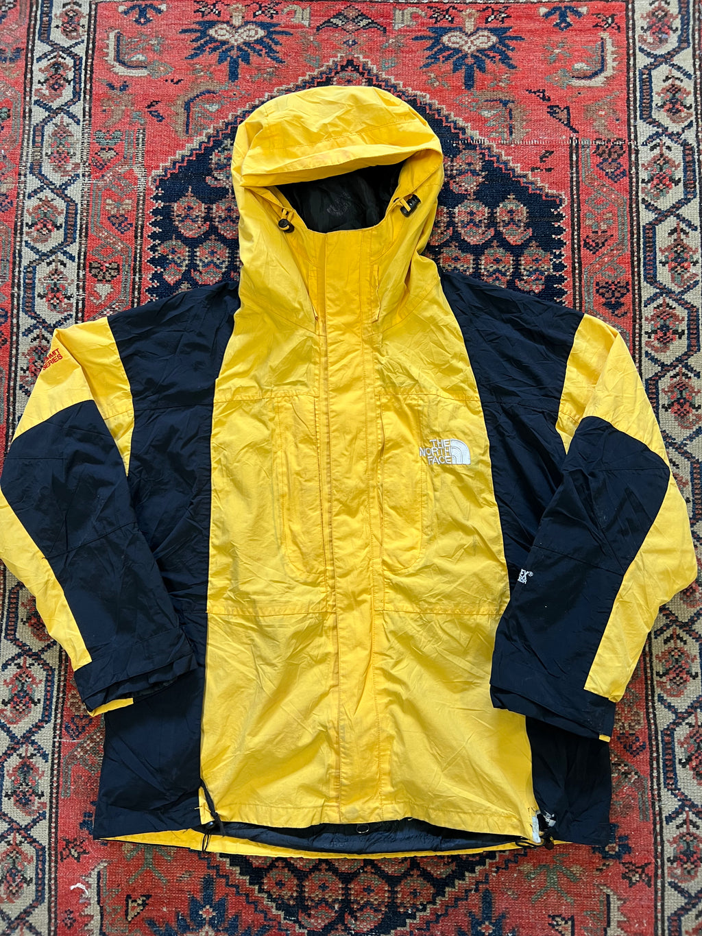 VINTAGE NORTH FACE JACKET - MEDIUM
