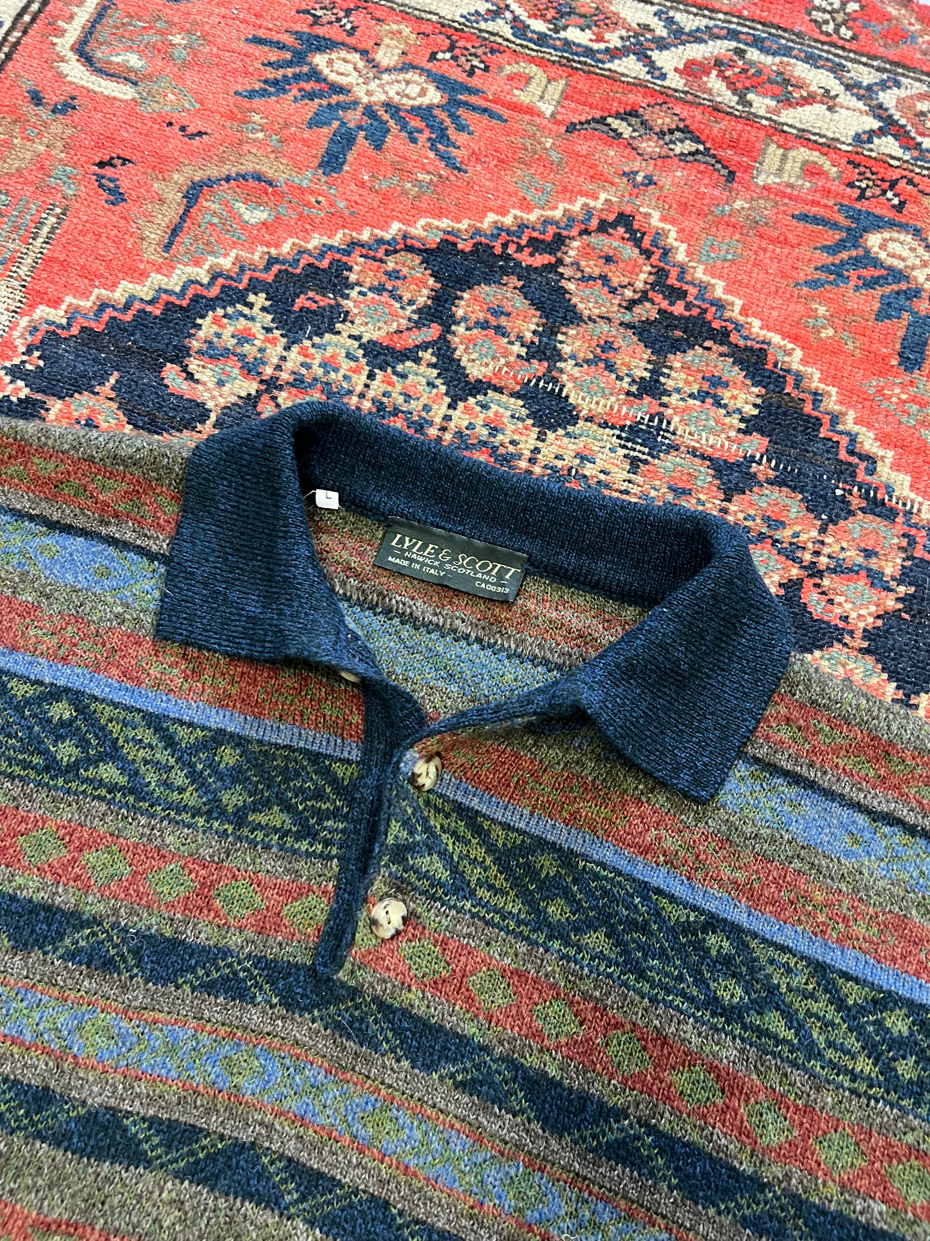 VINTAGE KNIT SWEATER - LARGE