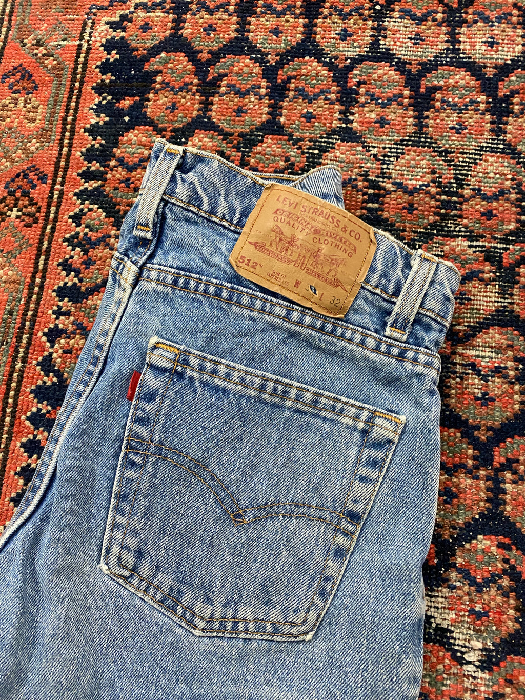 90s Frayed Levi’s Denim Shorts - 30IN/W