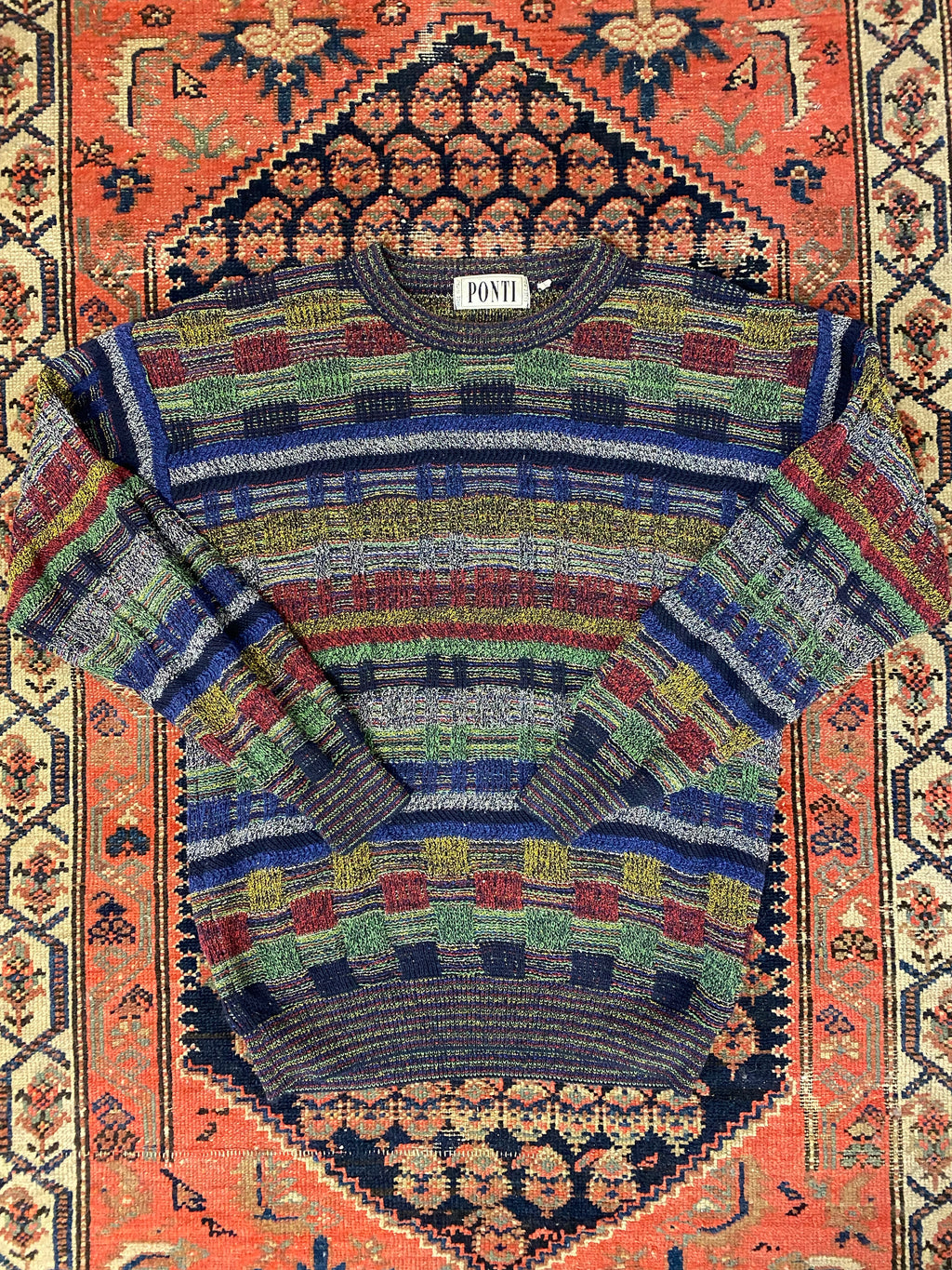 Vintage Patterned Knit Sweater - L