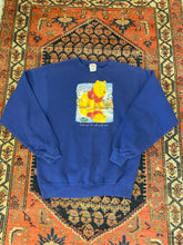 Load image into Gallery viewer, Vintage ‘Smile and the world will smile back’ Pooh Crewneck - M