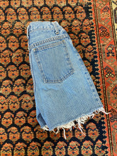 Load image into Gallery viewer, 90s Made In The Shade High Waisted Frayed Denim Shorts - 24in