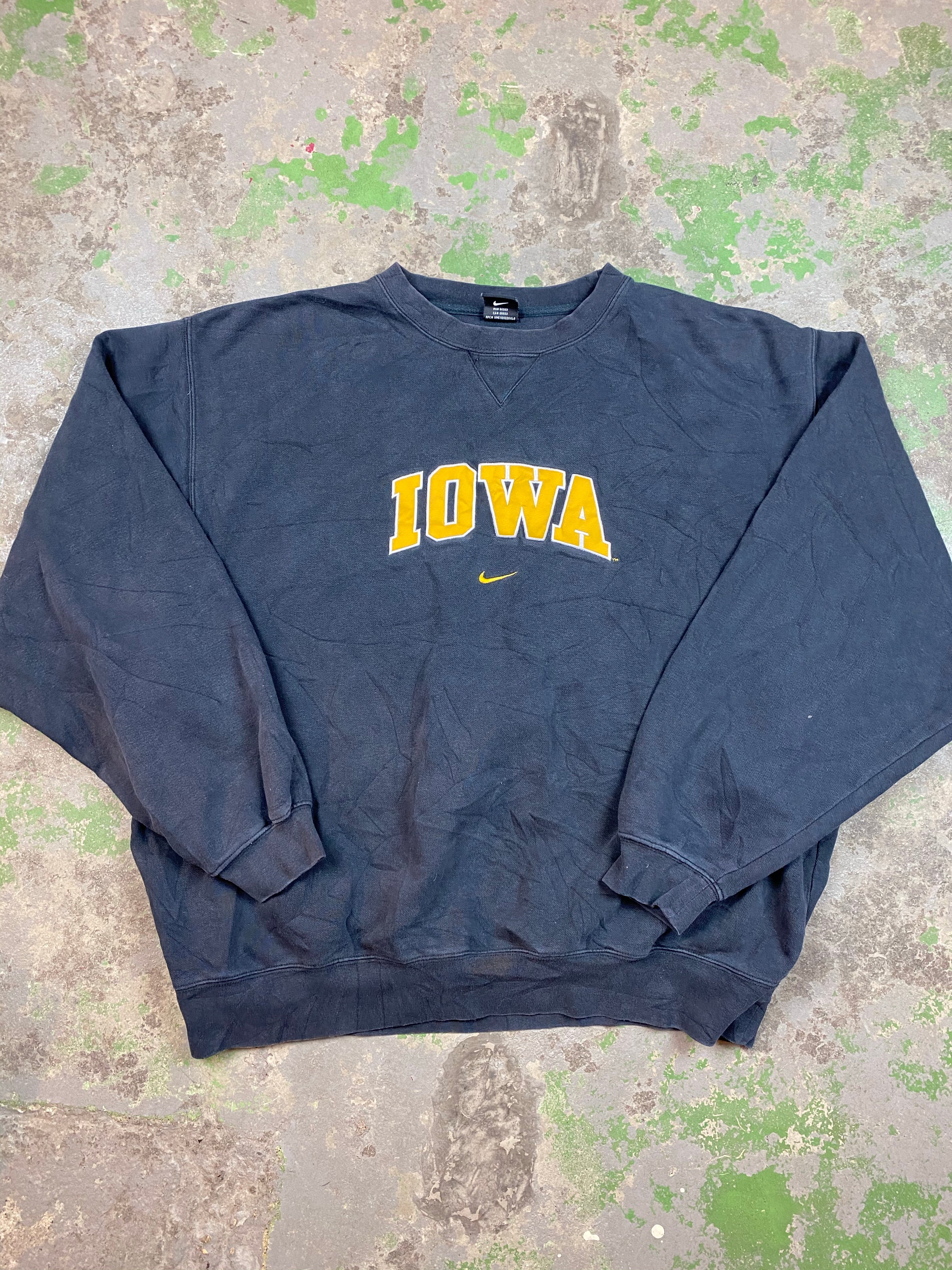 Faded Nike crewneck