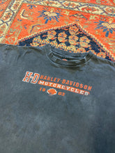 Load image into Gallery viewer, Vintage Harley Davidson t shirt - Large