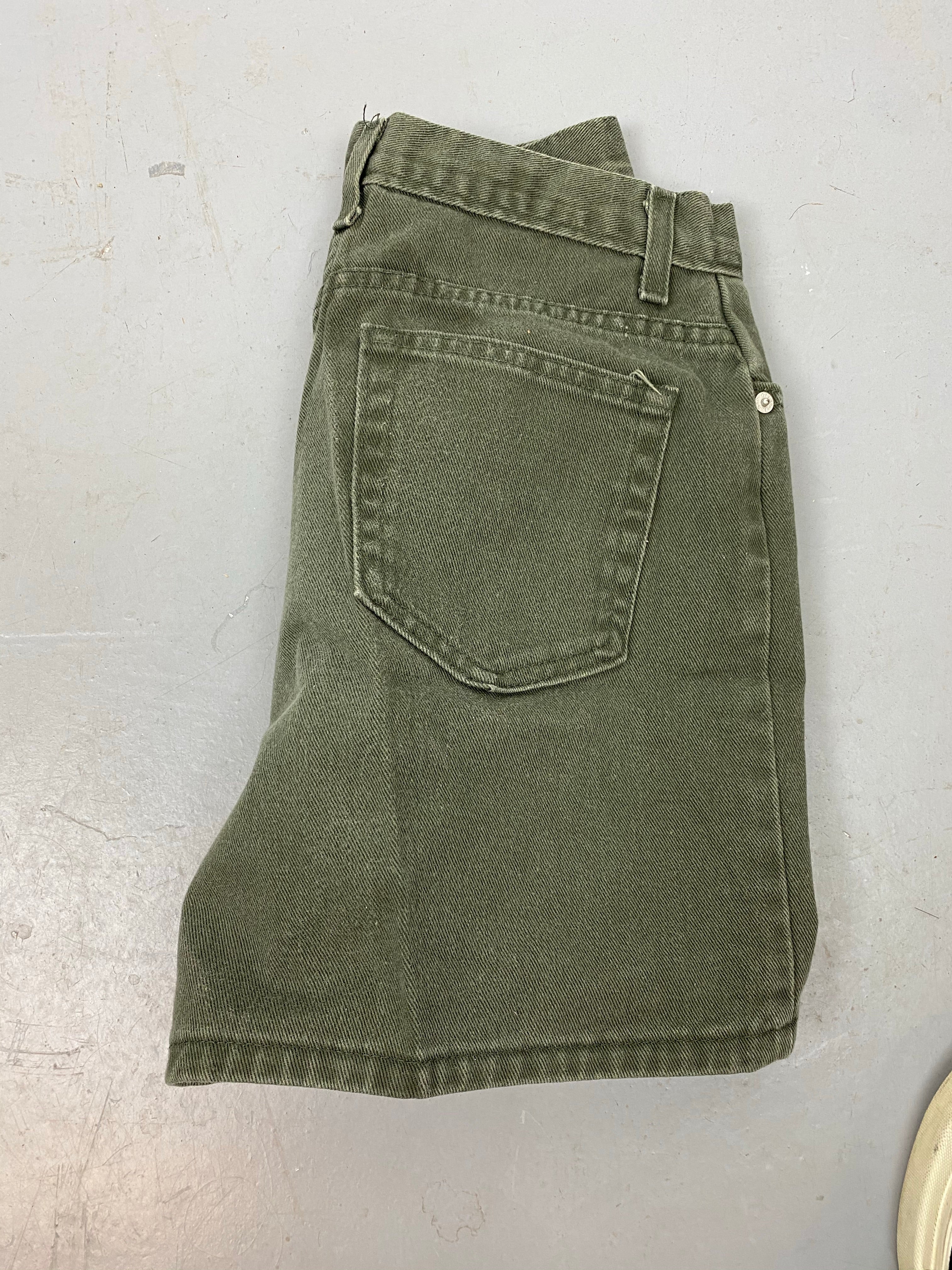 Vintage High Waisted Denim Shorts - 28in