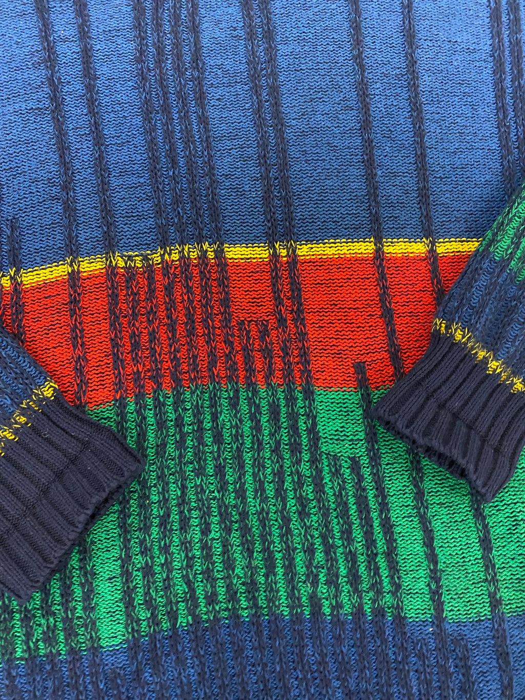 90s Knit Striped Sweater - L