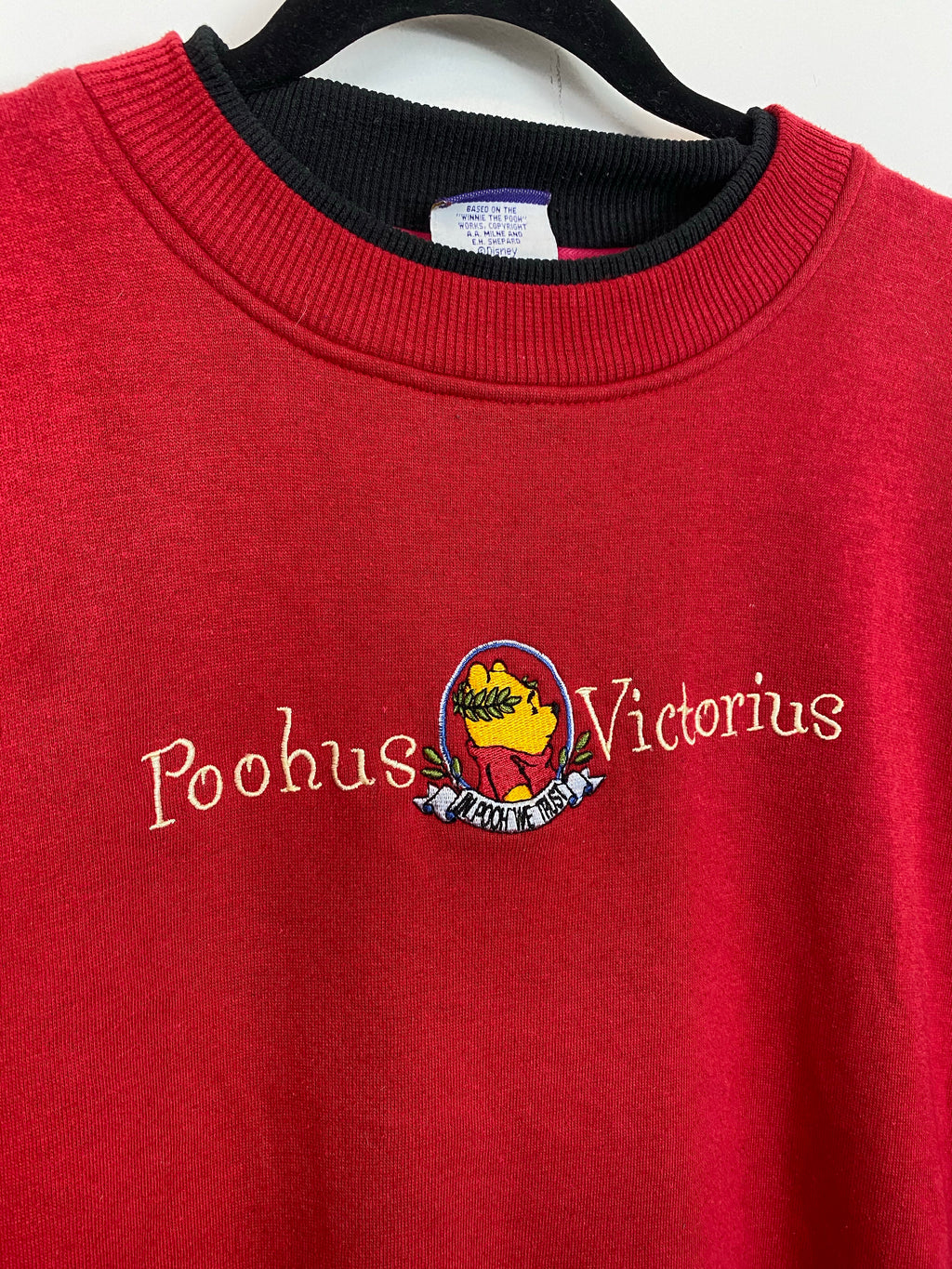 90s embroidered Poohus Victorius crewneck - M/L