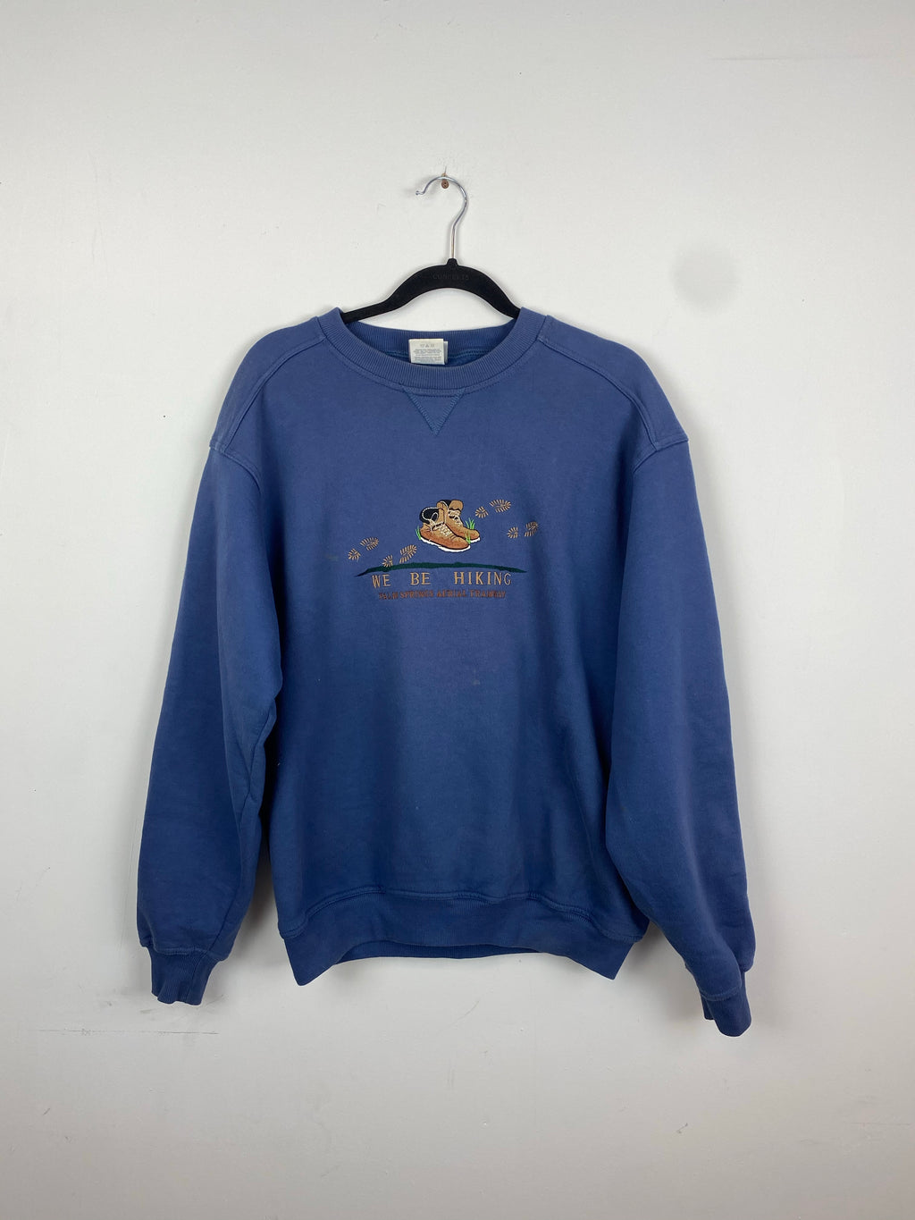 90s embroidered hiking crewneck