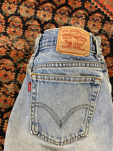Vintage Levi’s High Waisted Frayed Denim Shorts - 30in