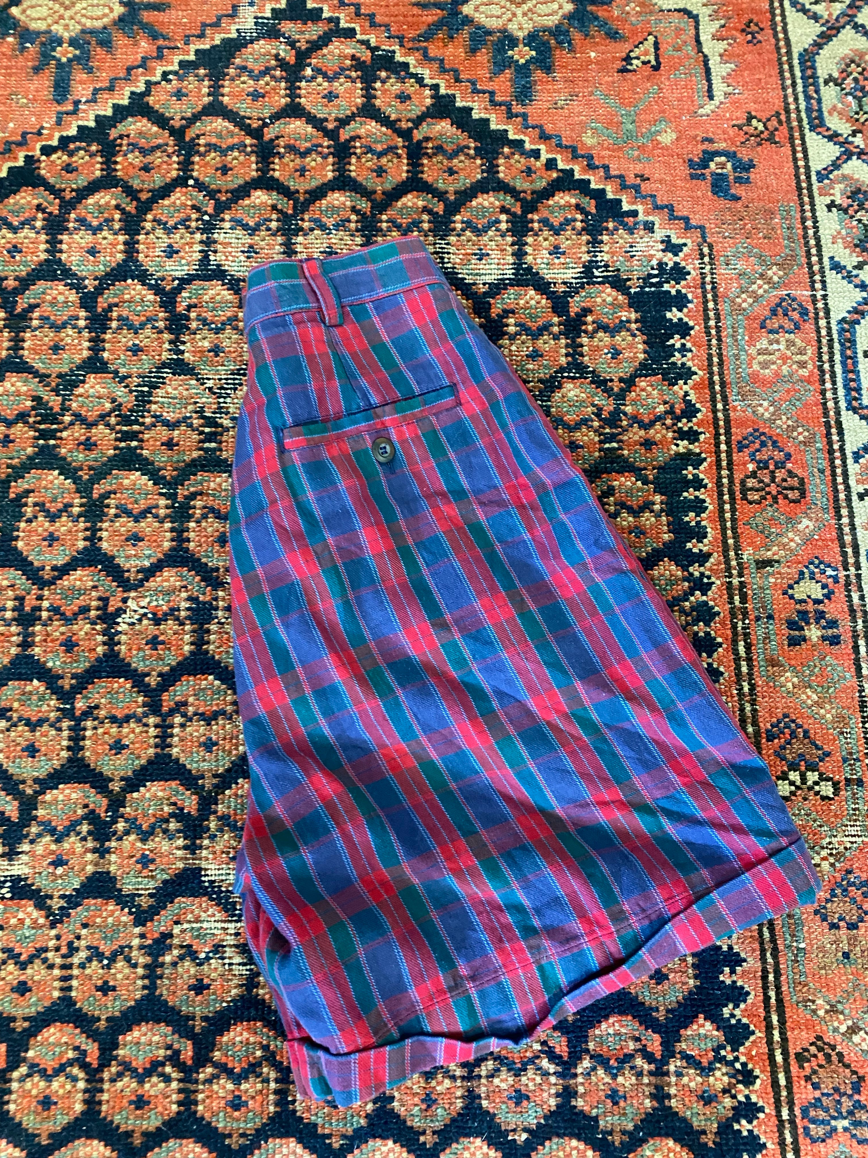 90s American Eagle Plaid Shorts - 24in