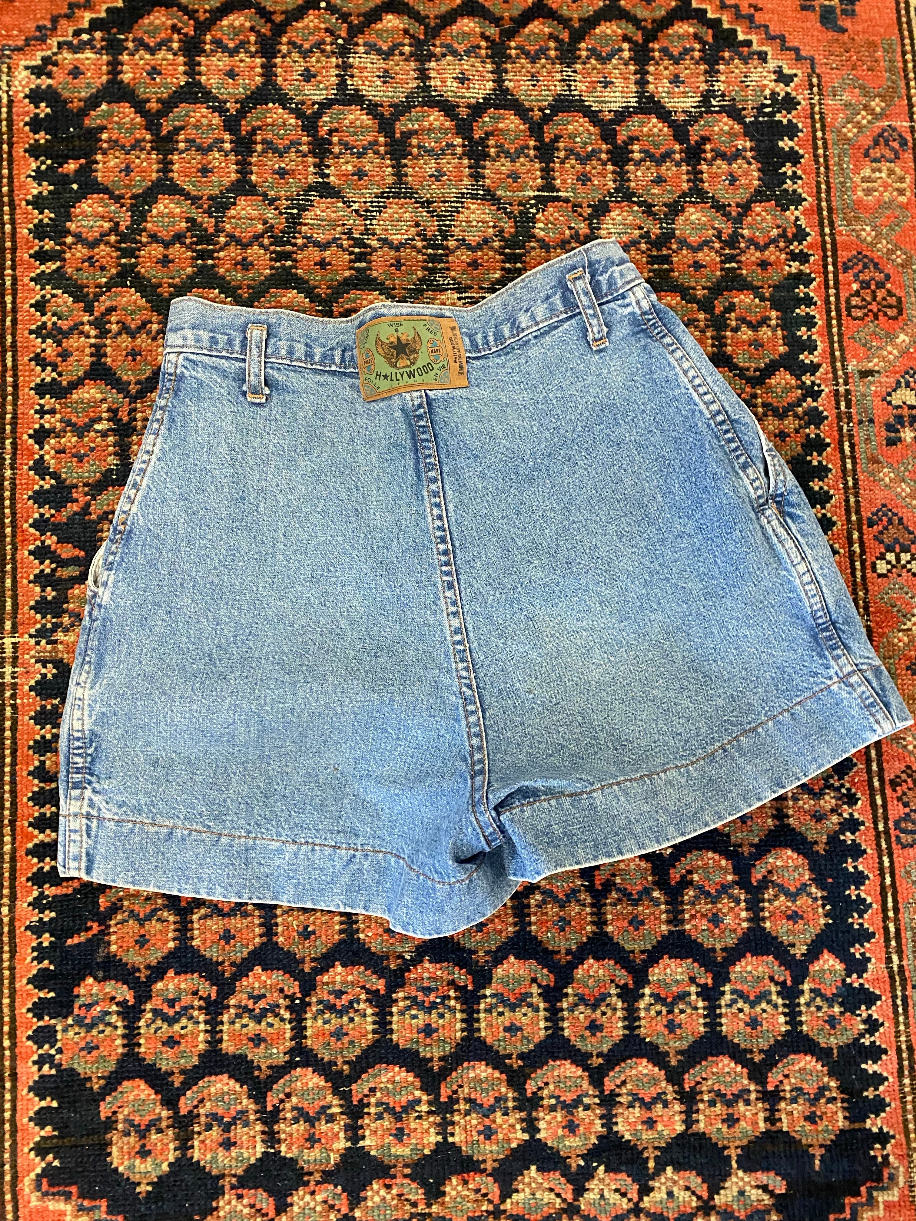 90s Pleated High Waisted Denim Shorts - 26in
