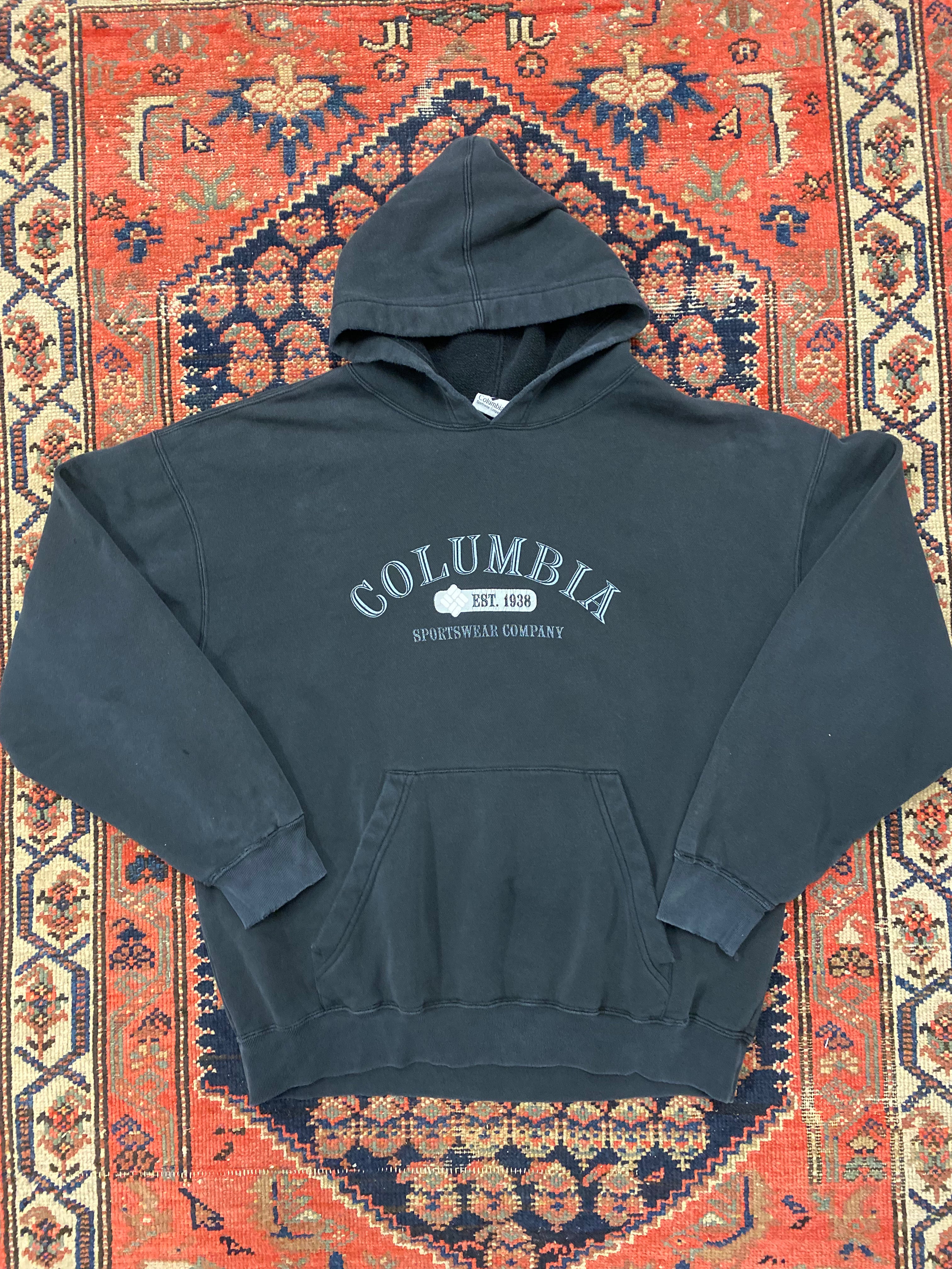 Vintage Faded Columbia Sportswear Hoodie - M