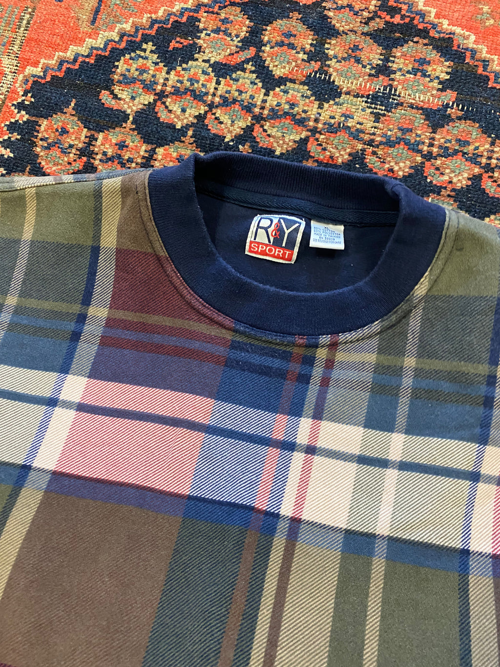 Vintage plaid Crewneck - M