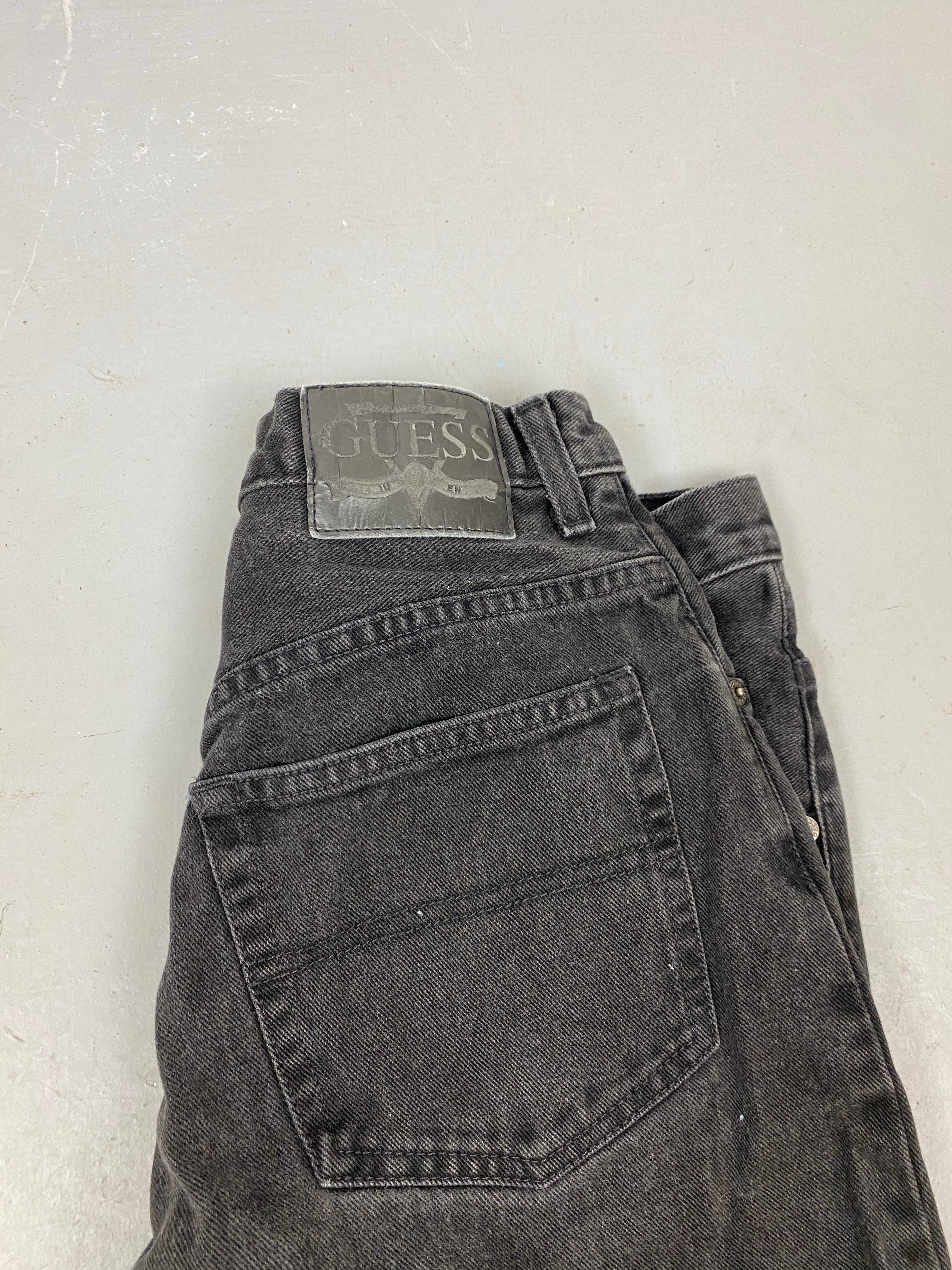 90s high waisted guess denim shorts - 30in