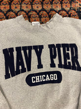 Load image into Gallery viewer, 90s Navy Pier Chicago Crewneck - S/M