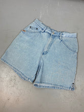 Load image into Gallery viewer, 90s high waisted Gitano denim shorts - 31 in