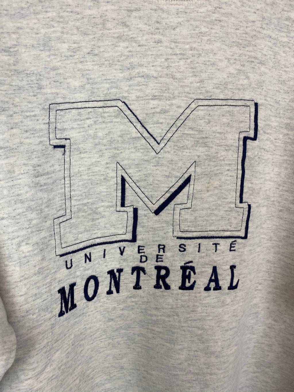 90s embroidered University of Montreal crewneck