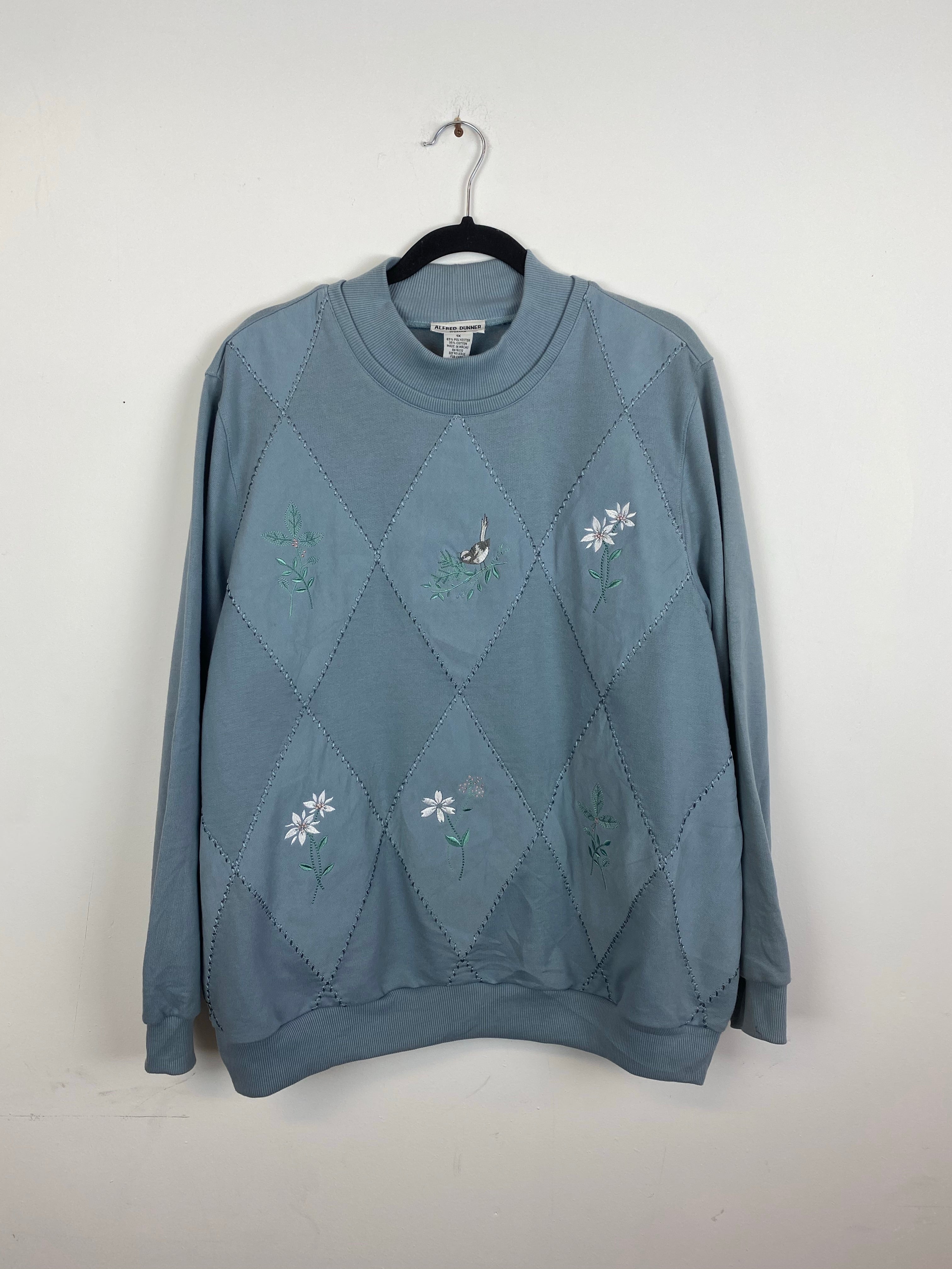 90s embroidered bird / flower Mockneck crewneck