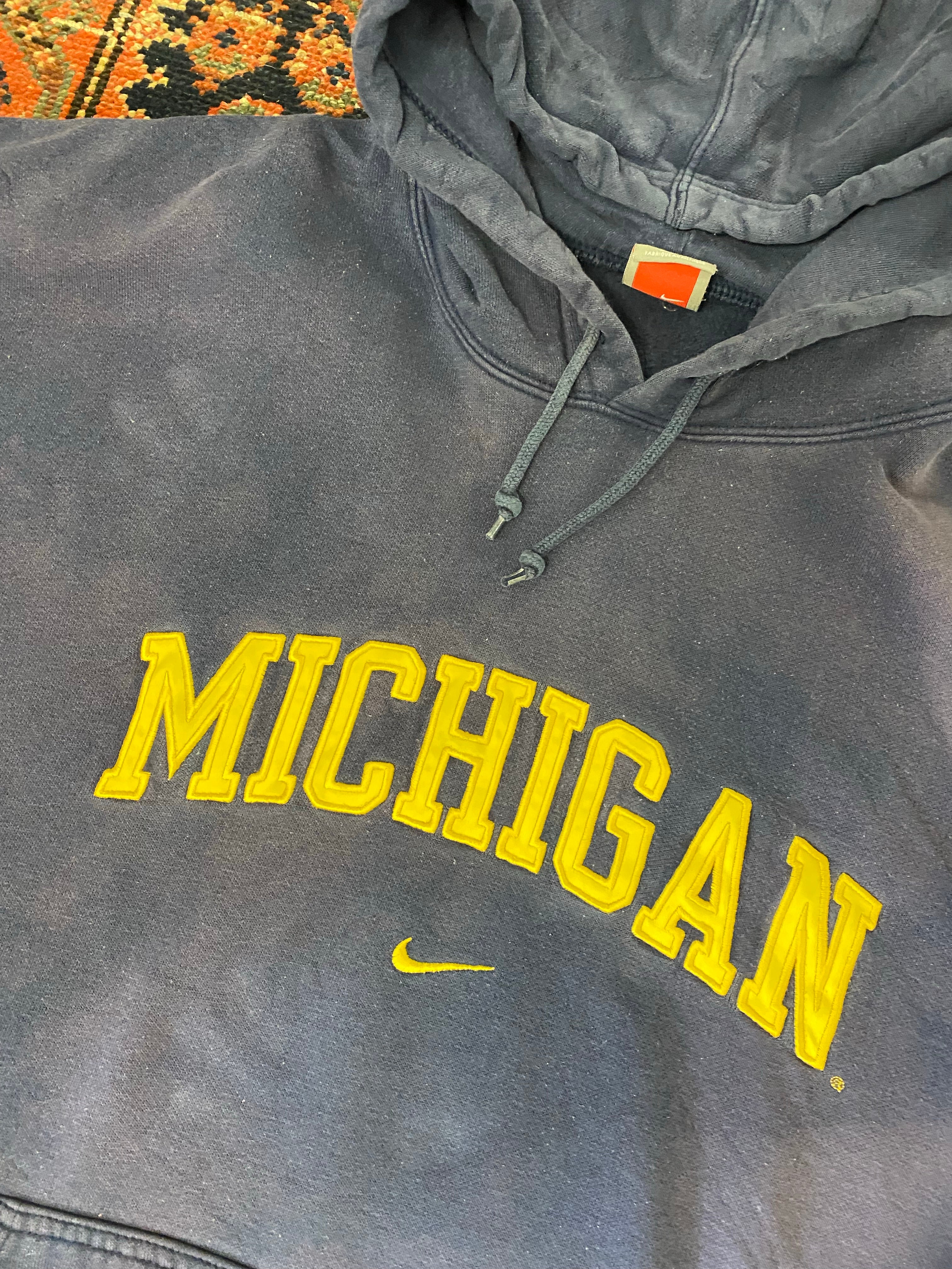 Vintage Faded Michigan Nike Crewneck - XL