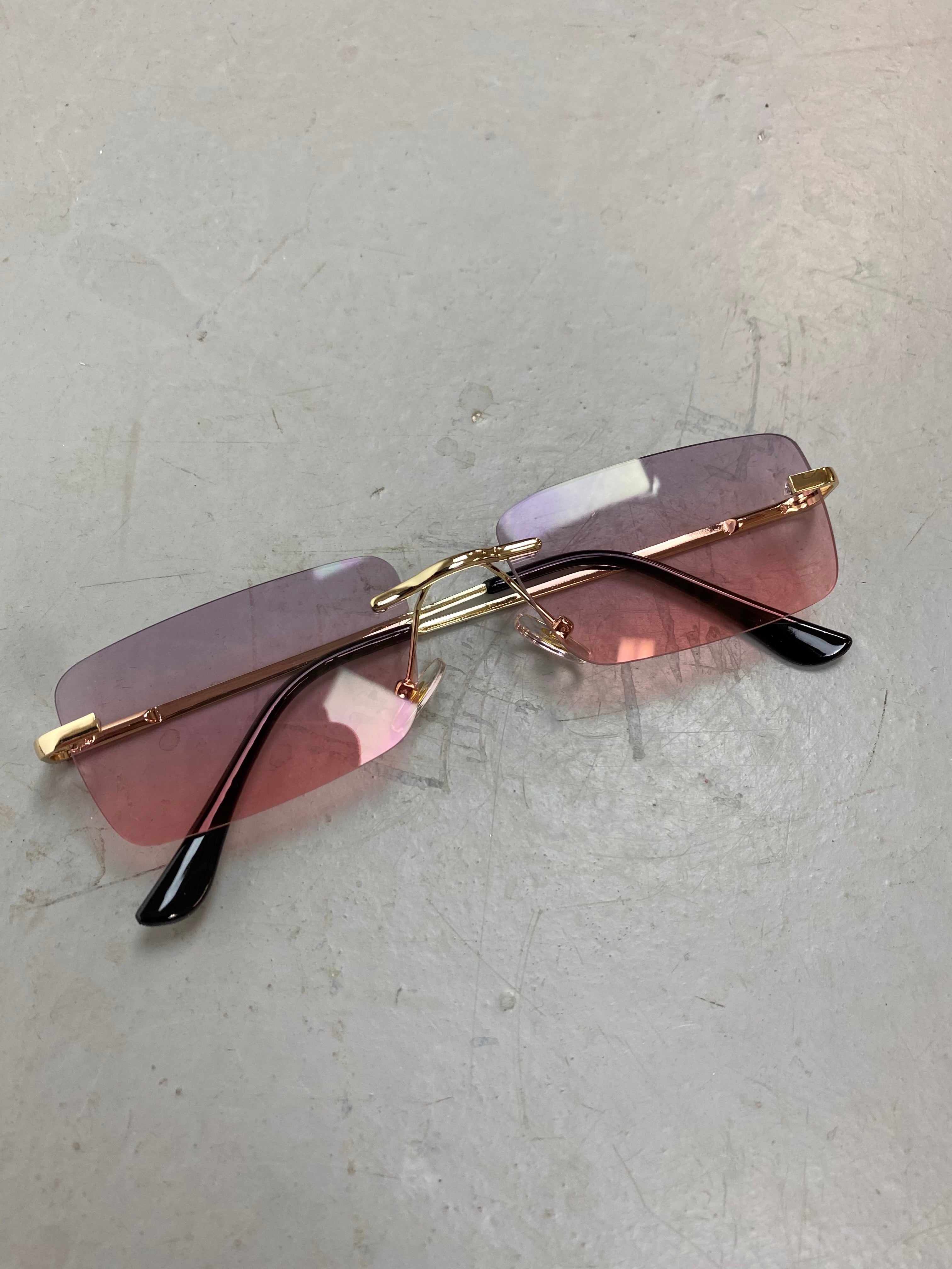 Pink / Gold mental framed sunglasses