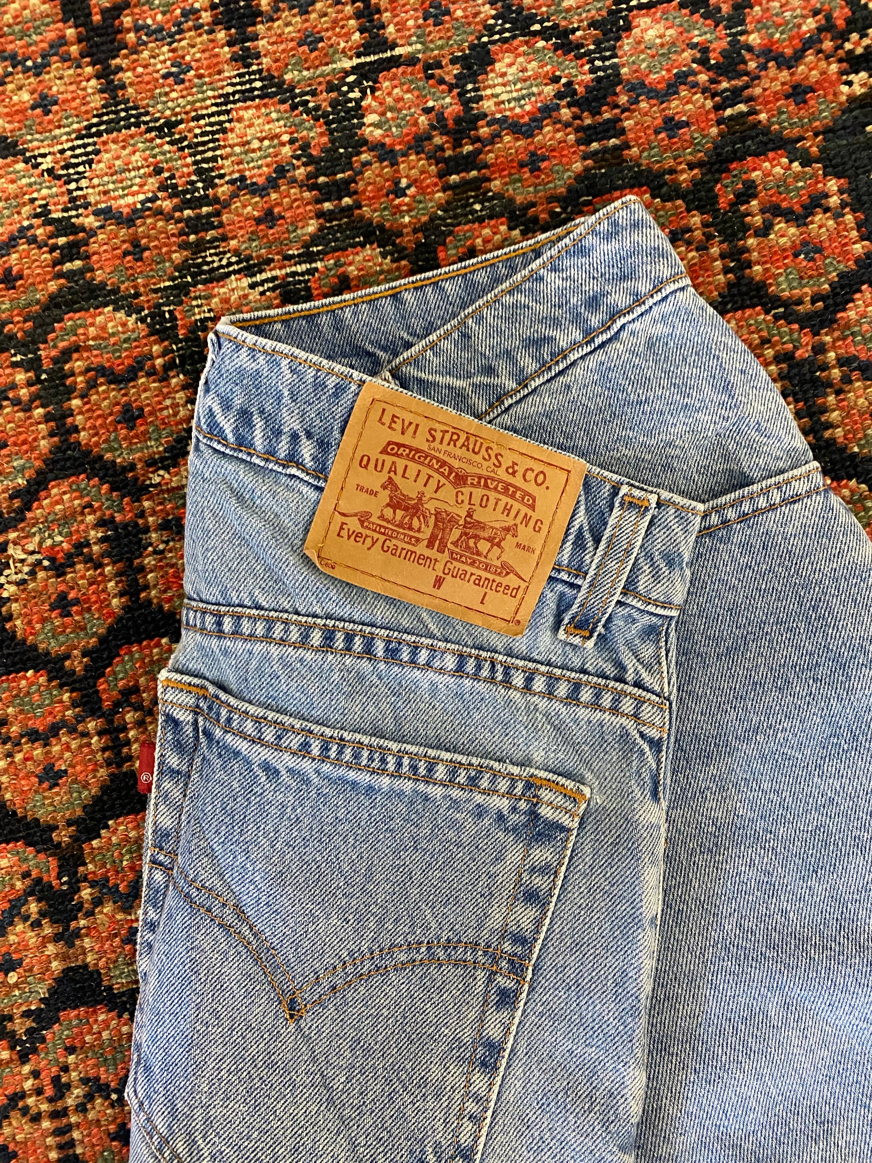 Vintage Levis Denim Shorts - 29in