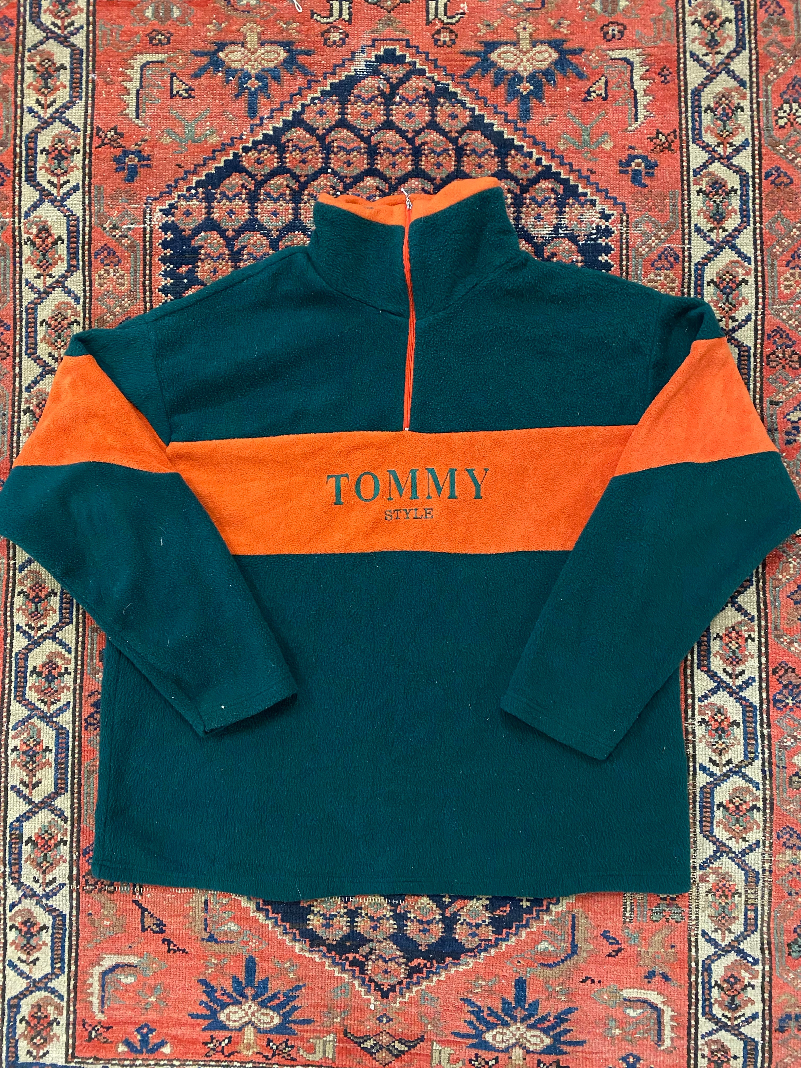 Vintage Tommy Style Fleece - L