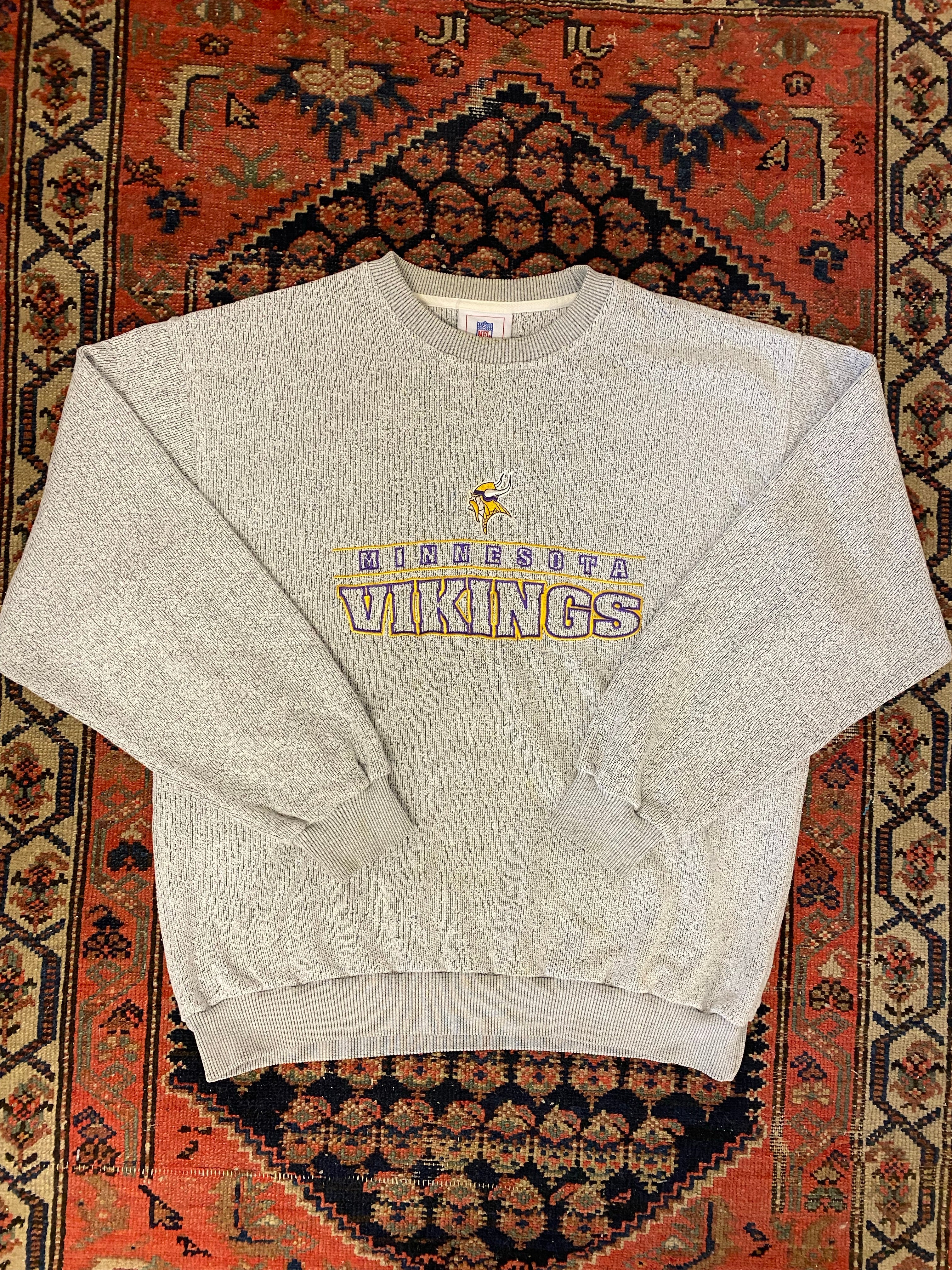 90s Embroidered Vikings Crewneck - M