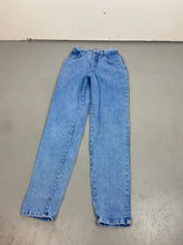 Load image into Gallery viewer, 90s Northern High waisted denim