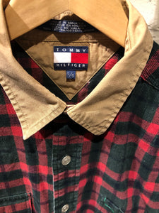 Tommy Button up