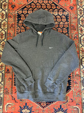 Load image into Gallery viewer, 2000s Nike Hoodie - S