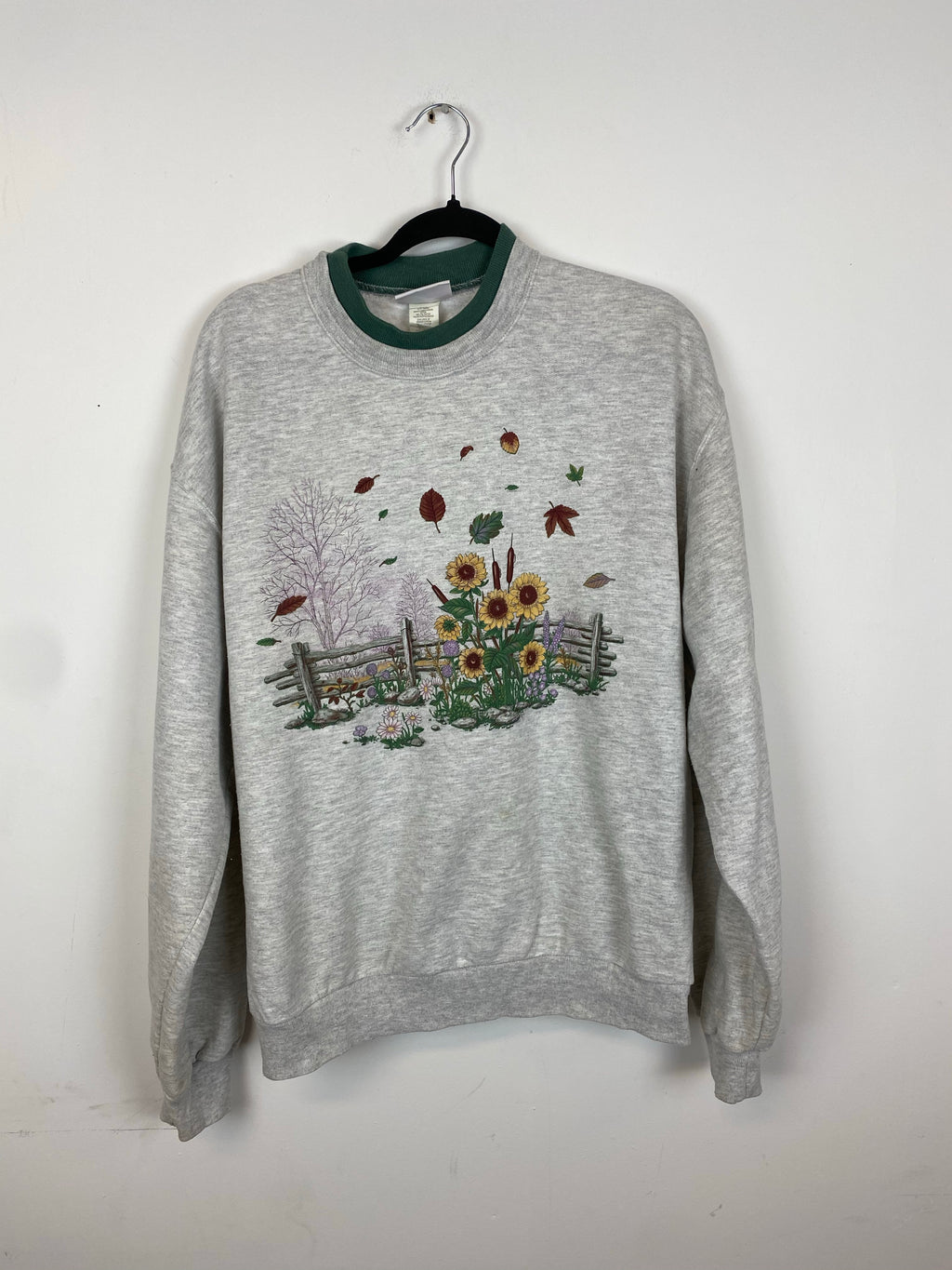 Vintage front and back daisy crewneck - M
