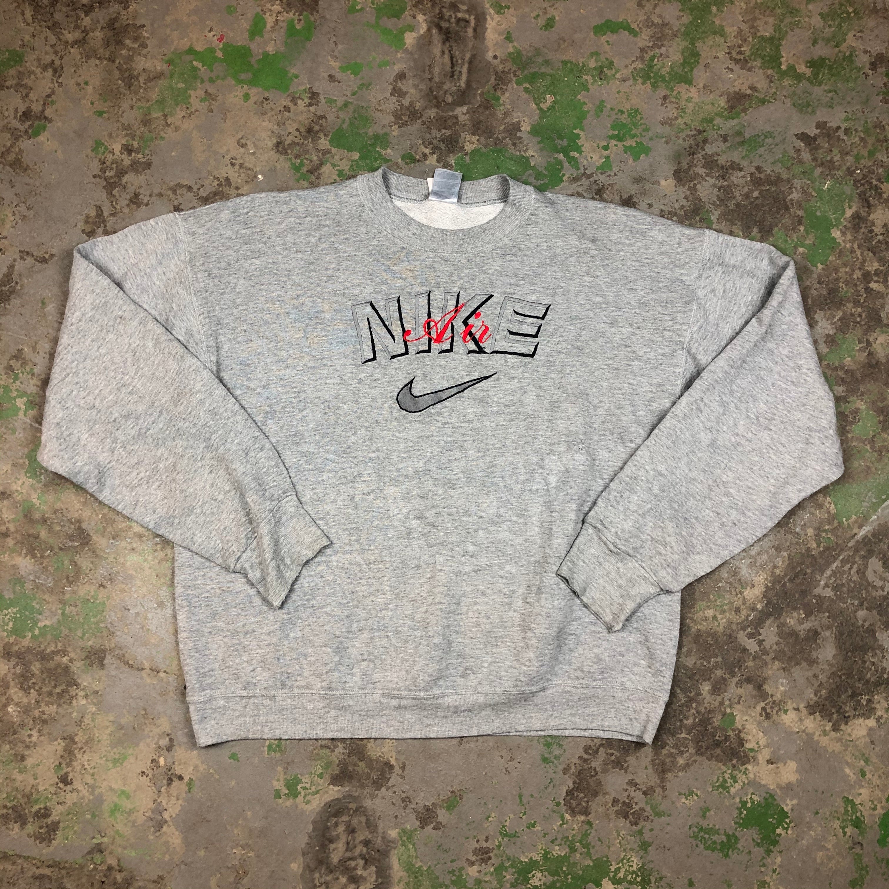 Nike air embroidered Crewneck