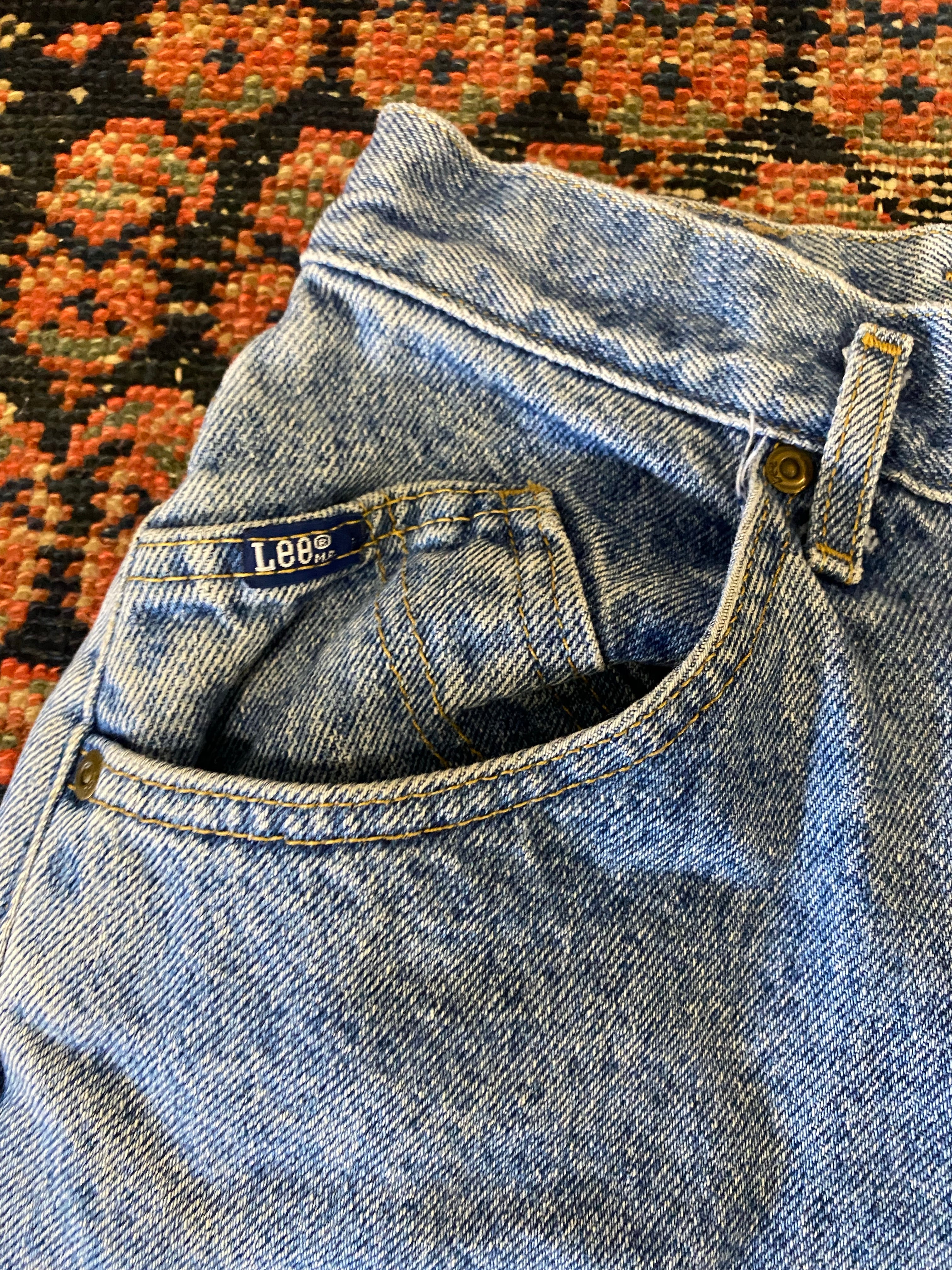 Vintage High Waisted Frayed Levis Denim Shorts - 25in