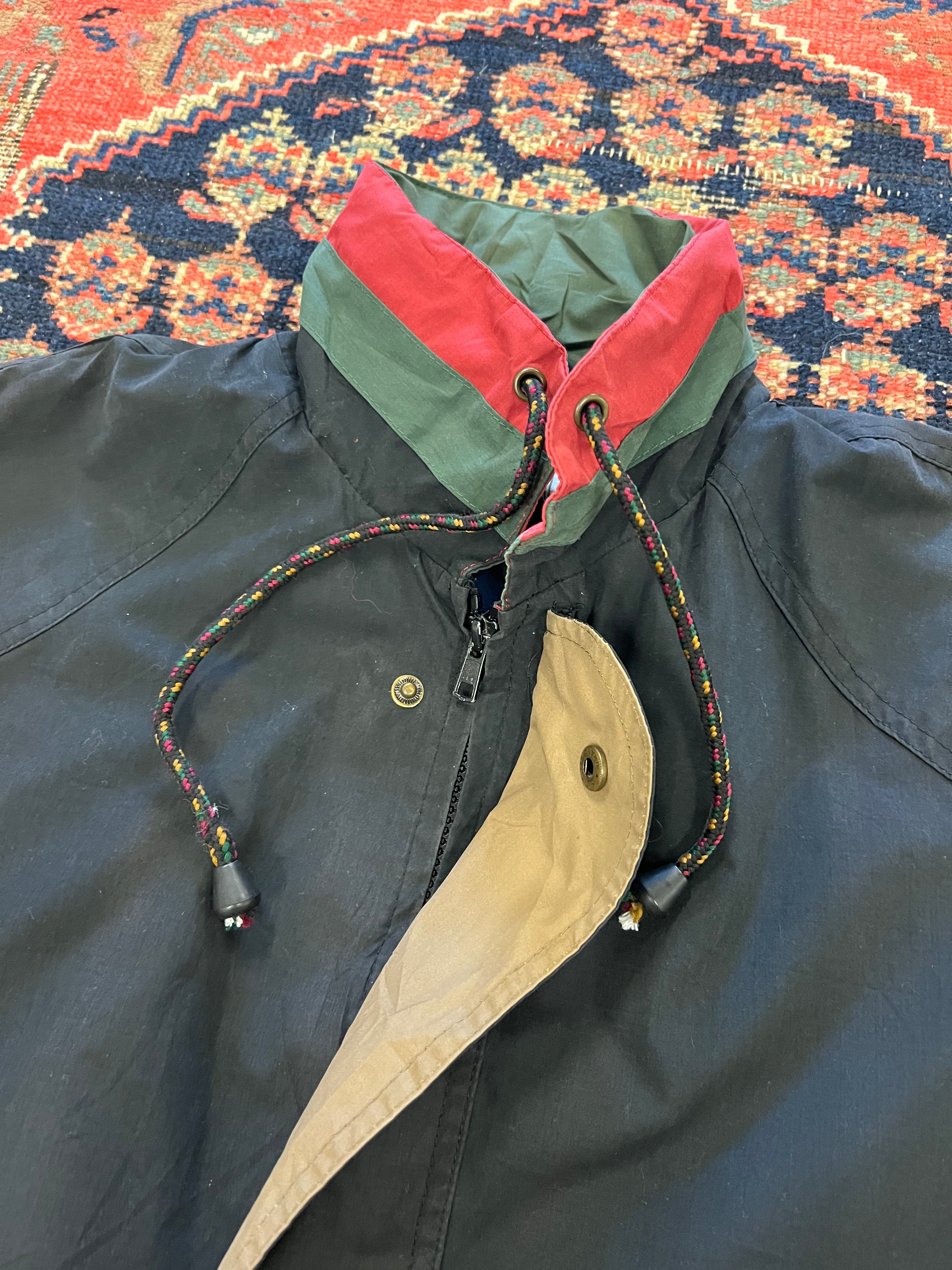 VINTAGE WINDBREAKER JACKET - SMALL