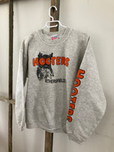 Load image into Gallery viewer, Hooters Crewneck