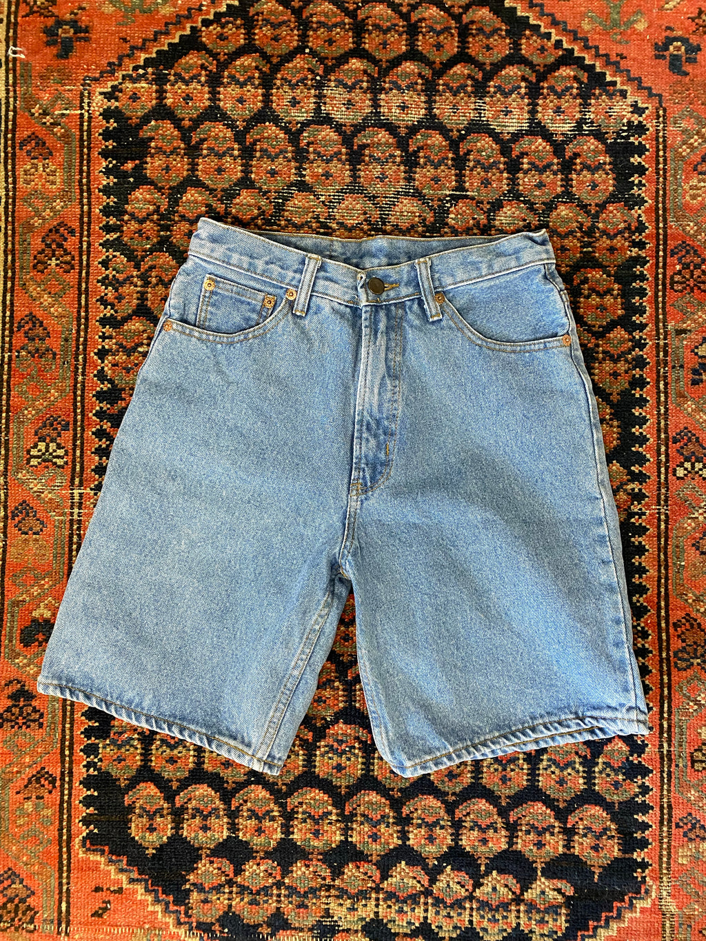 90s Mewnics High Waisted Hemmed Denim Shorts - 28in