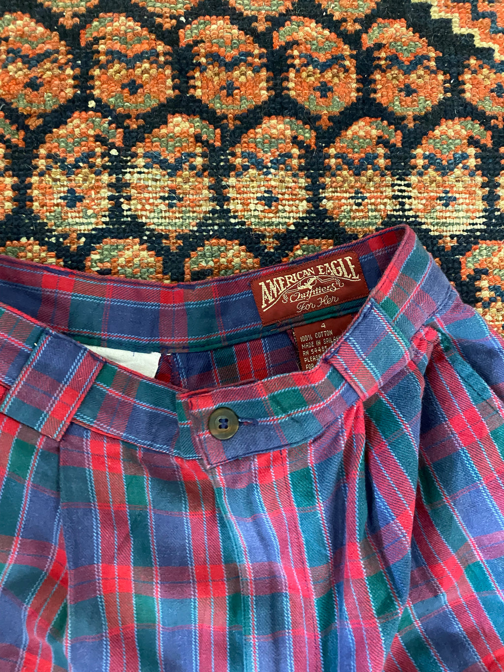 90s American Eagle Plaid Shorts - 24in