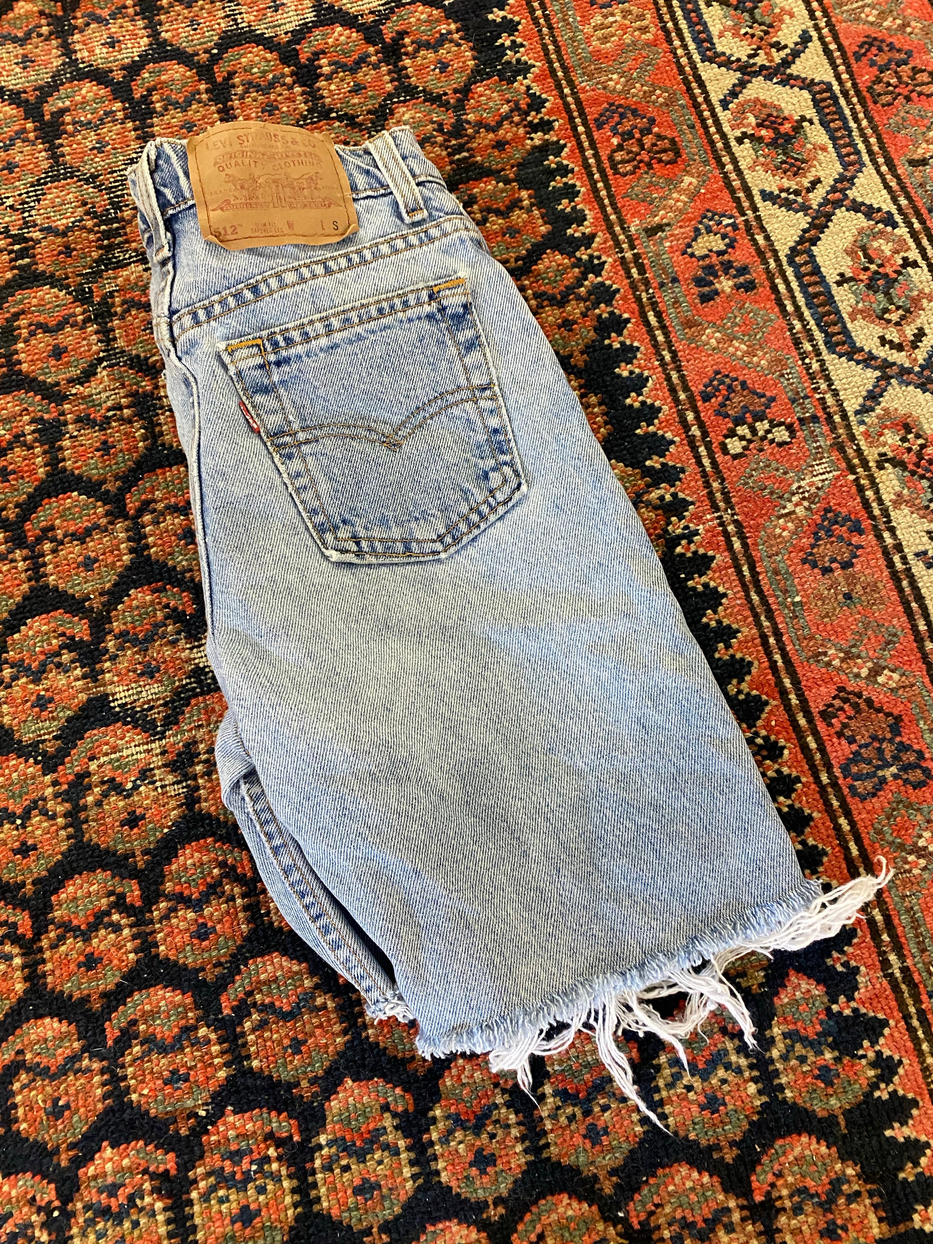 90s High Waisted Levis Frayed Denim Shorts - 25in