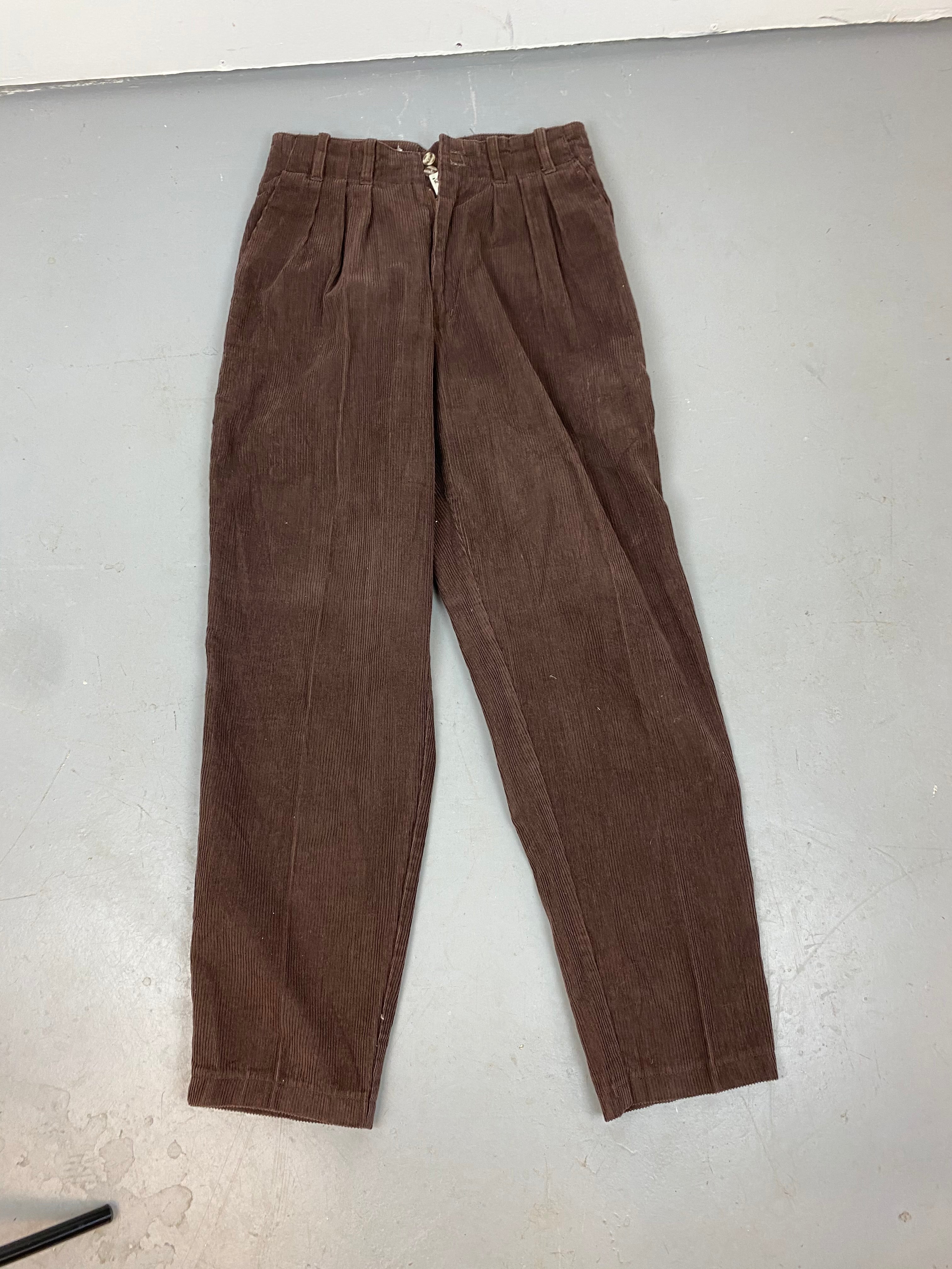 Brown high waisted corduroy pants