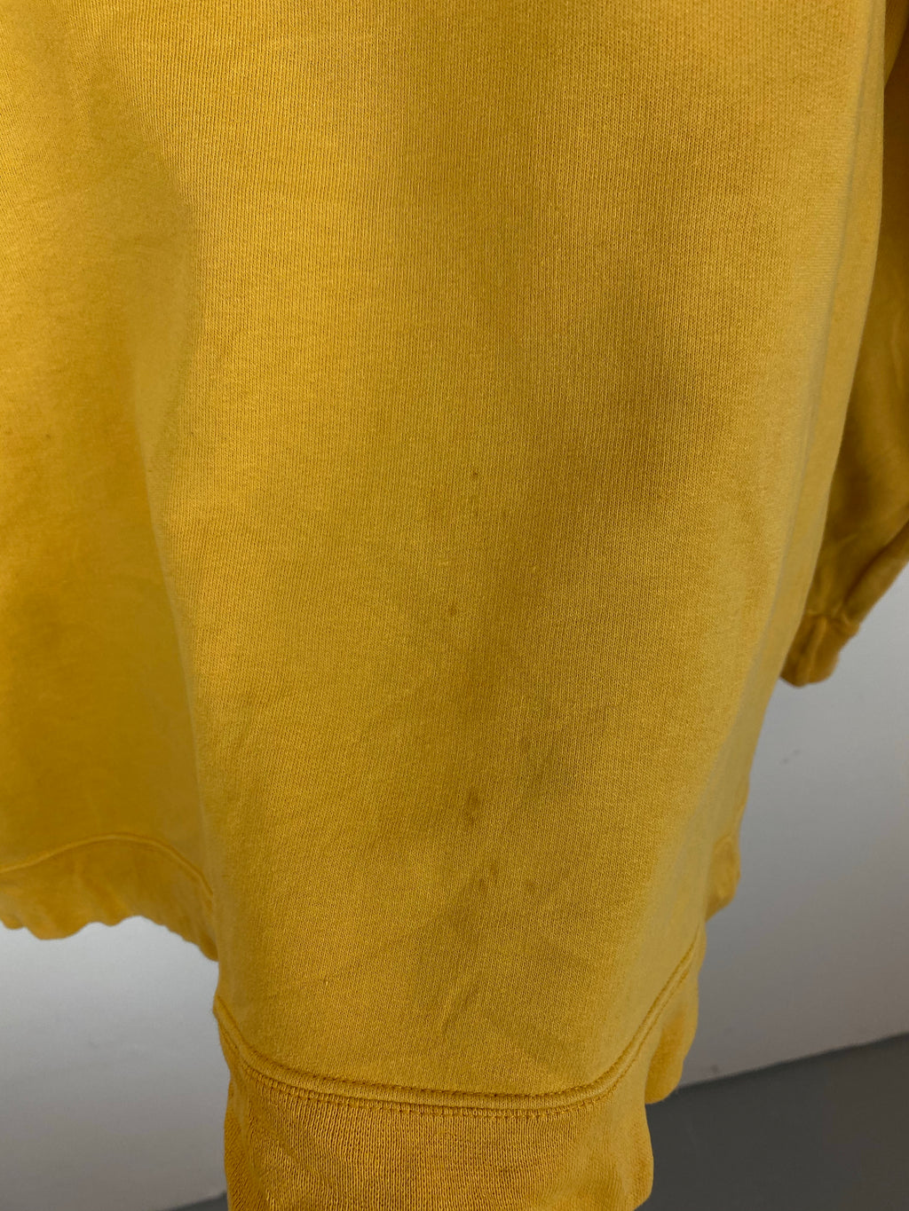 Mustard Champion script crewneck - L