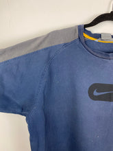 Load image into Gallery viewer, Vintage Nike t shirt